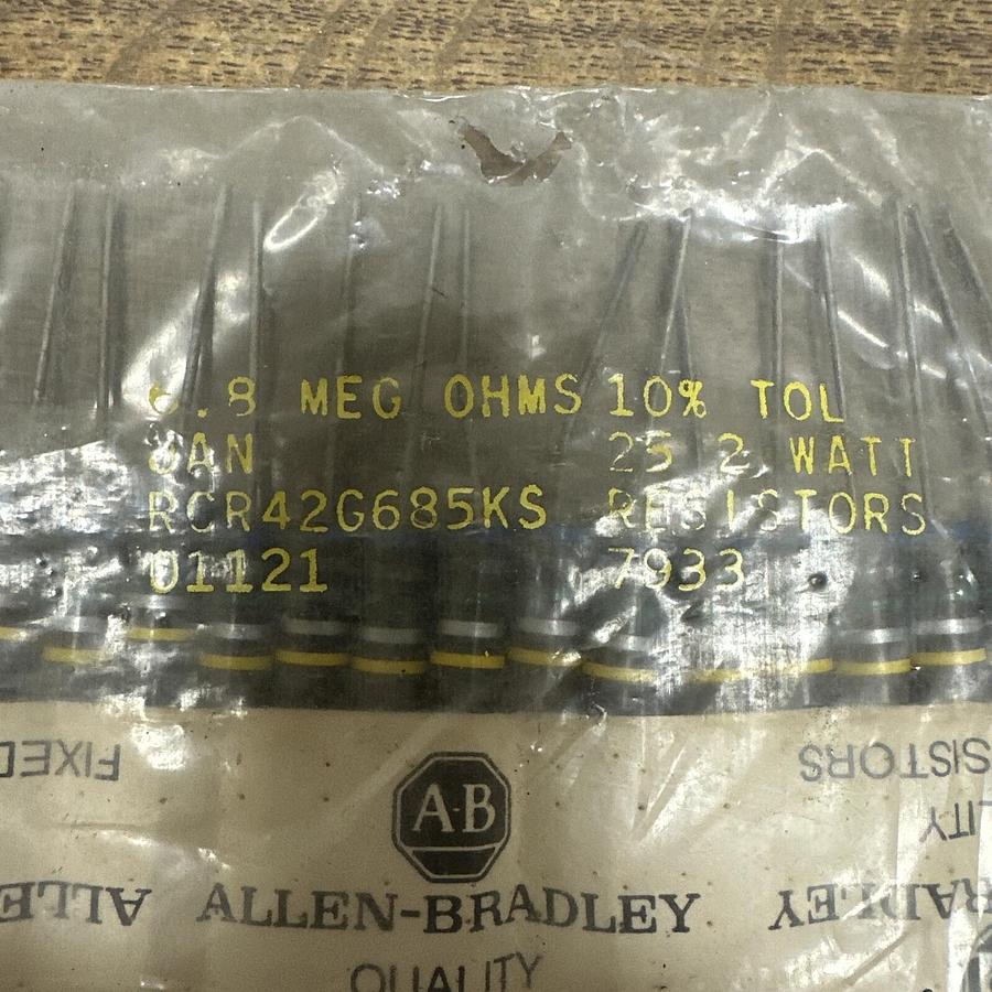 Used Allen Bradley,RCR42G685KS,Resistors 2 Watt 6.8 Meg Ohms Pack of 25