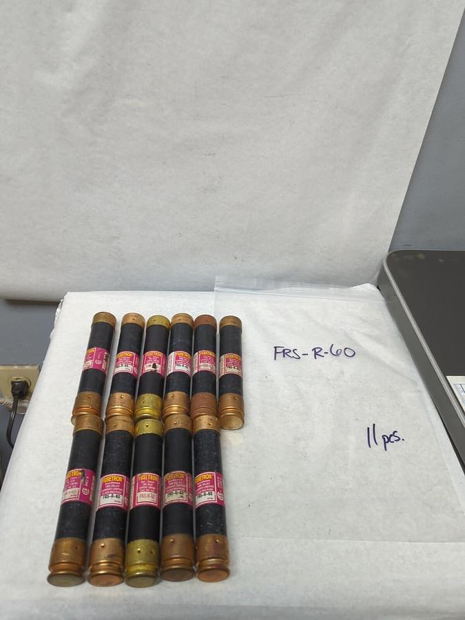 Used COOPER BUSSMANN,FRS-R-60,FUSETRON 60 AMP FUSE LOT OF 11 PRE-OWNED