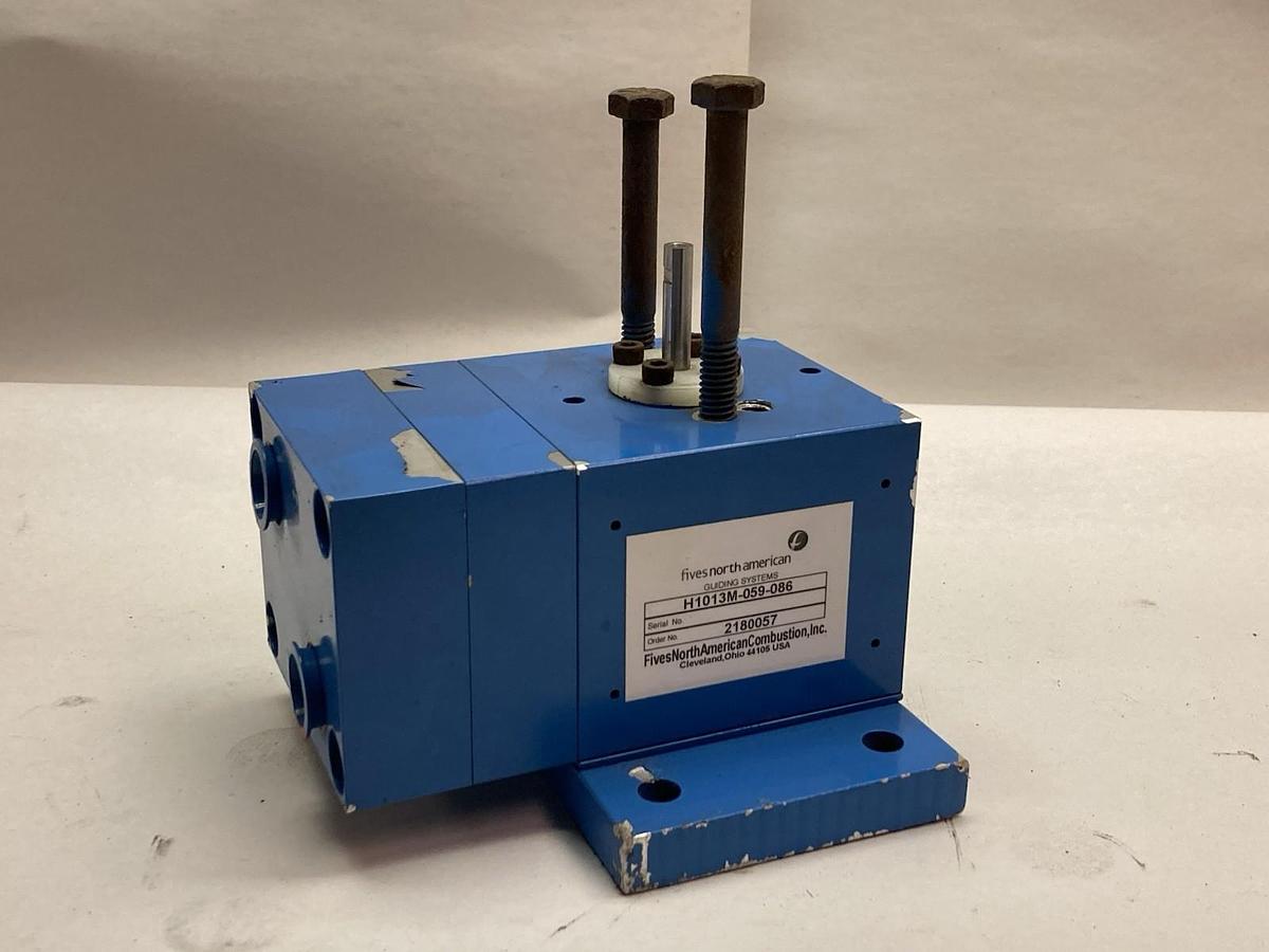 Used Fives North American,H1013M-059-086,Valve