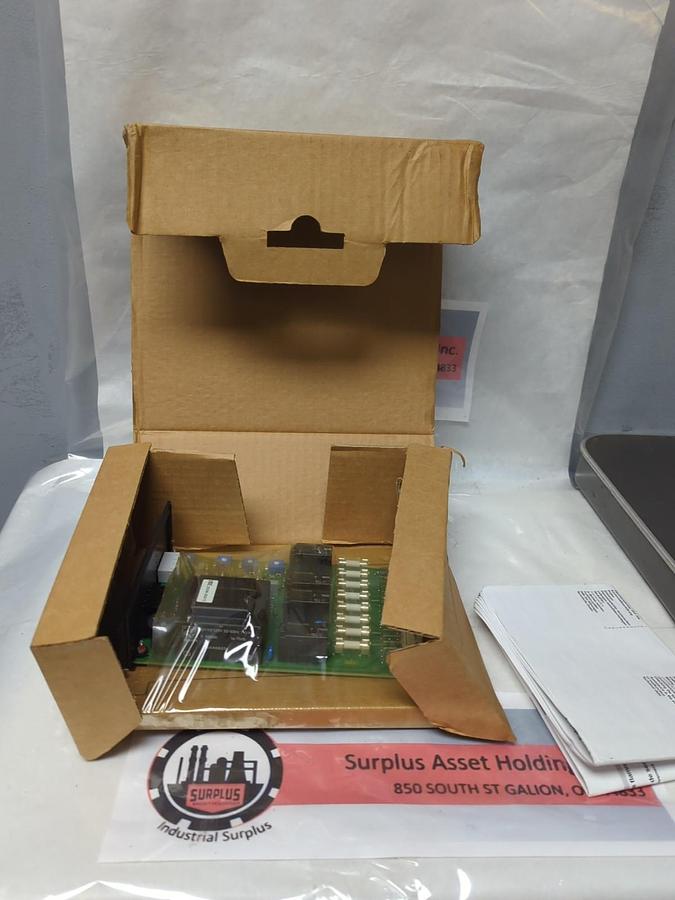 KROM SHRODER,84372510,FLAME RELAY 115/230VAC 50/60HZ PFF 704T/N NOS