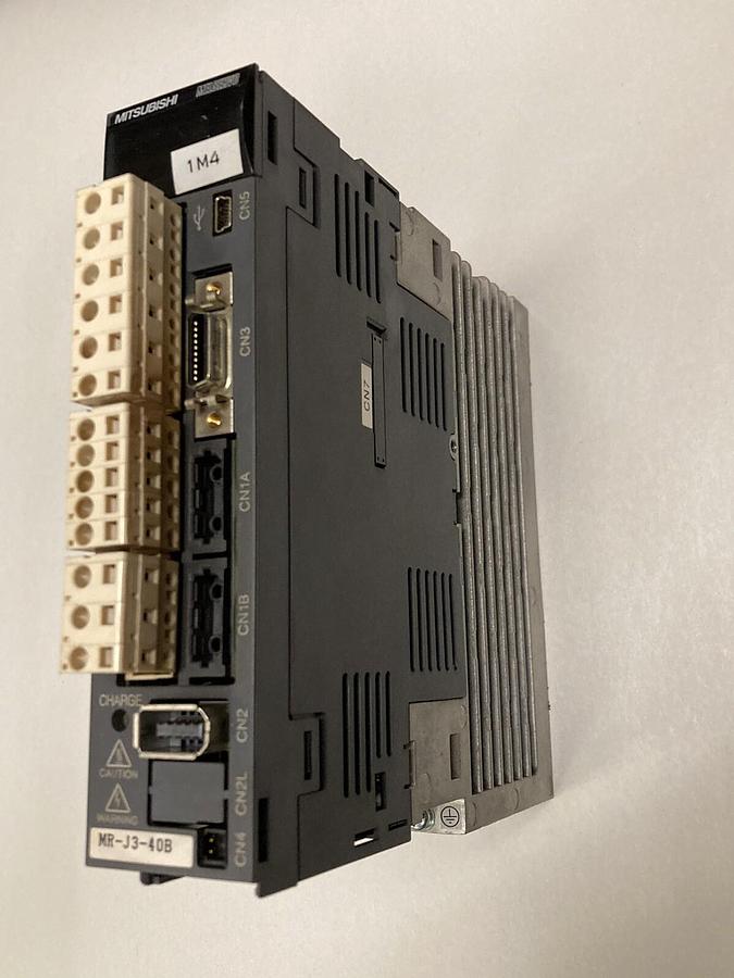 Used MITSUBISHI,MR-J3-40B,AC SERVO AMPLIFIER 400W, 170V