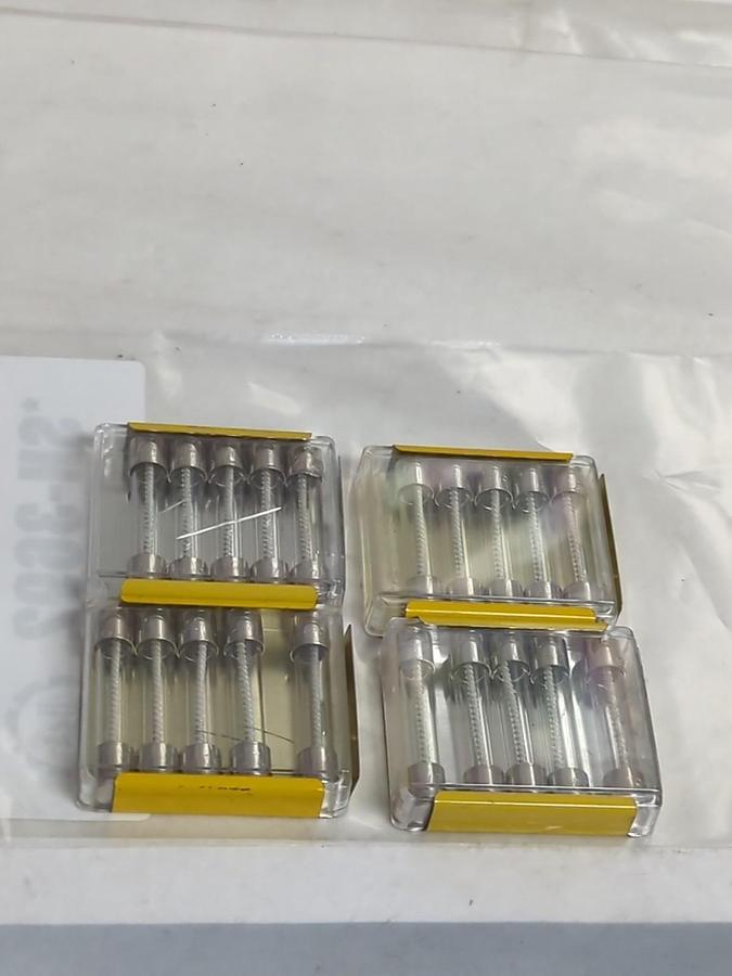 COOPER BUSSMANN,MDL-3,GLASS FUSE LOT OF 20 PCS NOS