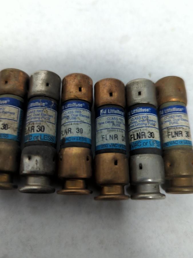 Used LITTELFUSE,FLNR 30,TIME-DELAY 30 AMP FUSES LOT OF 6 PRE-OWNED