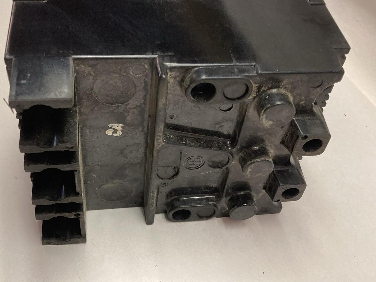 Used ITE,EH3-B030,3-Pole Circuit Breaker 30A 480V