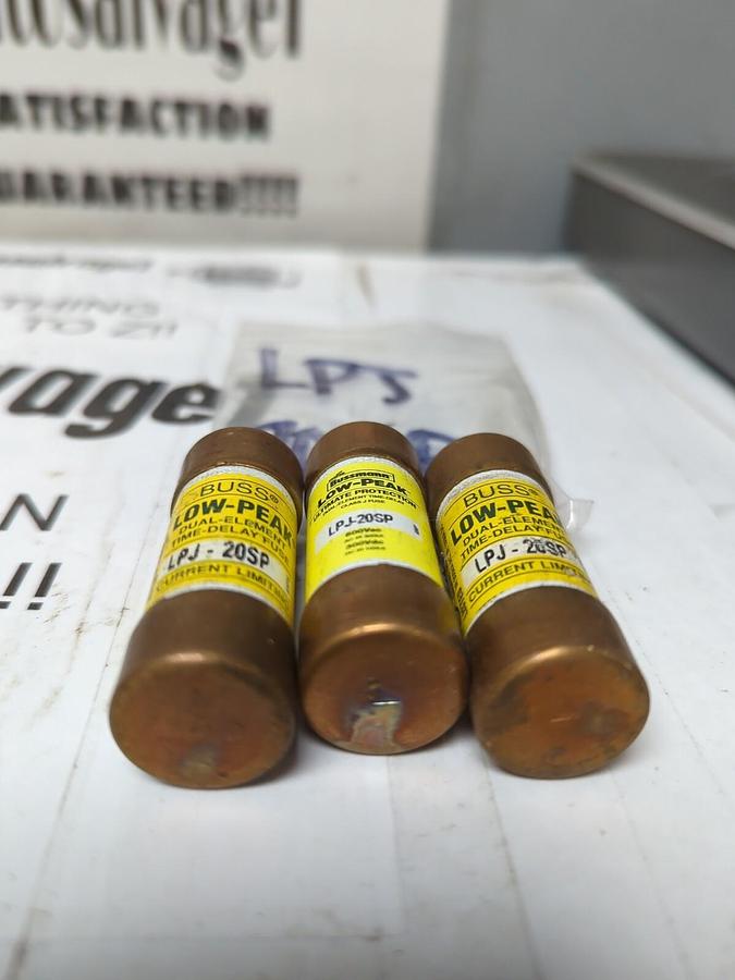 COOPER BUSSMANN,LPJ-20SP,LOW-PEAK 20 AMP FUSES LOT OF 3 NOS