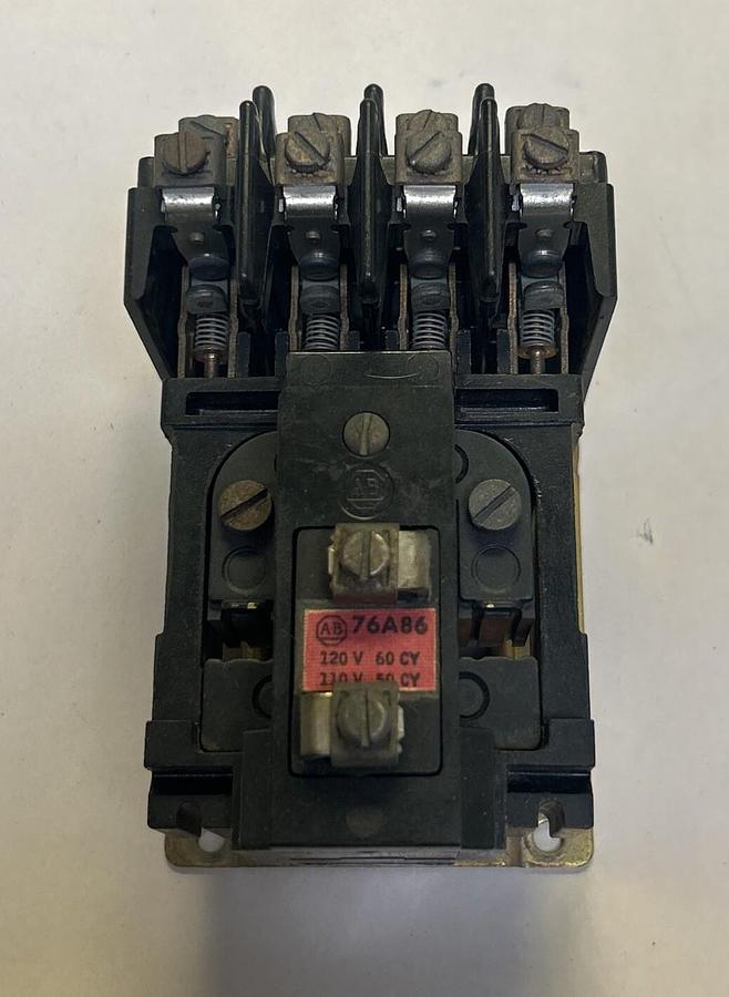 Used ALLEN BRADLEY,700-BR400A1,CONTROL RELAY
