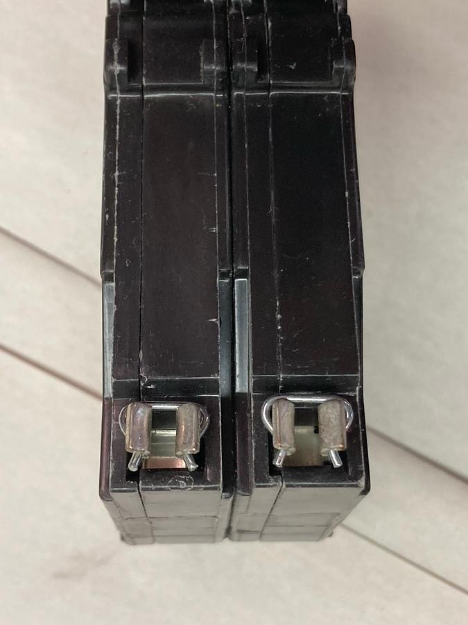 Used Cutler-Hammer,M1541 Type CH,2-Pole Circuit Breaker 120/240V