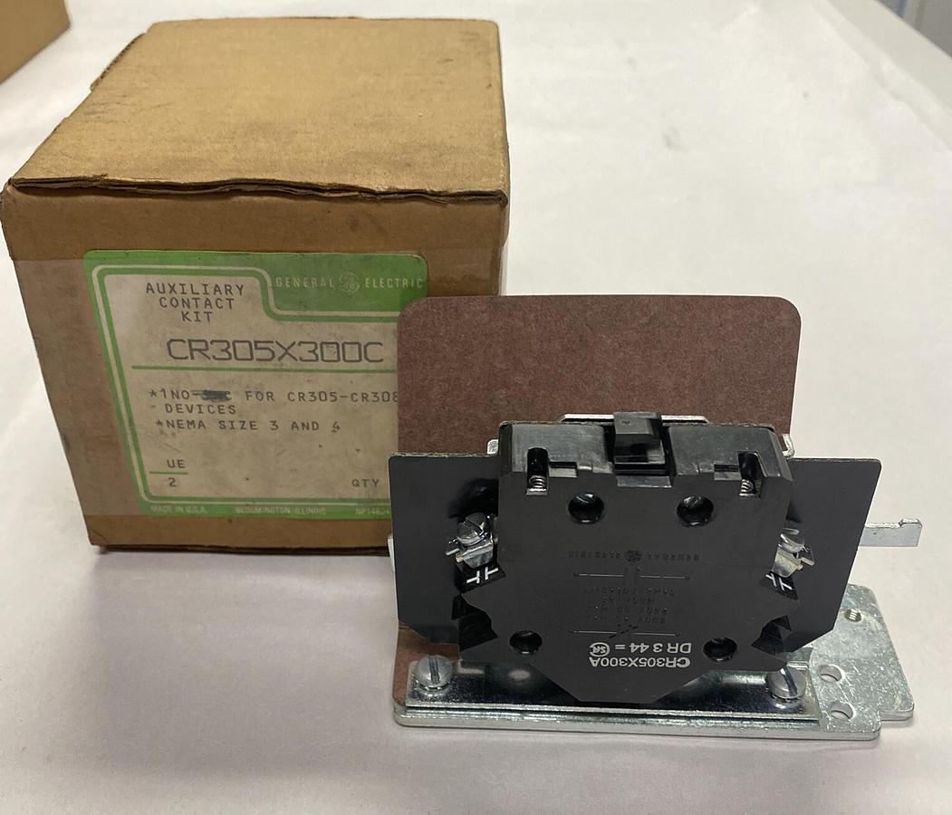 GENERAL ELECTRIC,CR305X300C,AUXILIARY CONTACT BLOCK SIZE 3 & 4 NEW