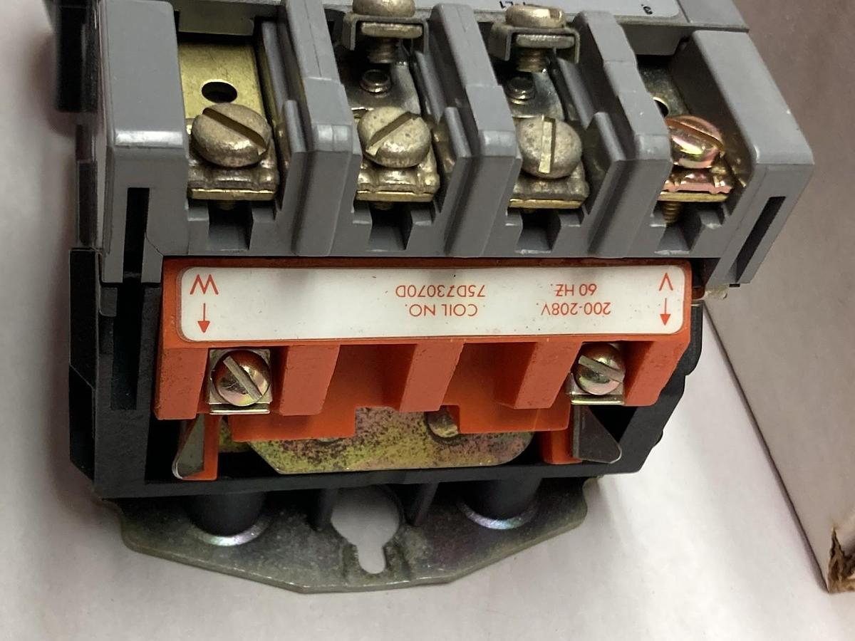 Used Furnas,14CP32AD-81,3-Phase Motor Starter Contactor 200/230V 18A