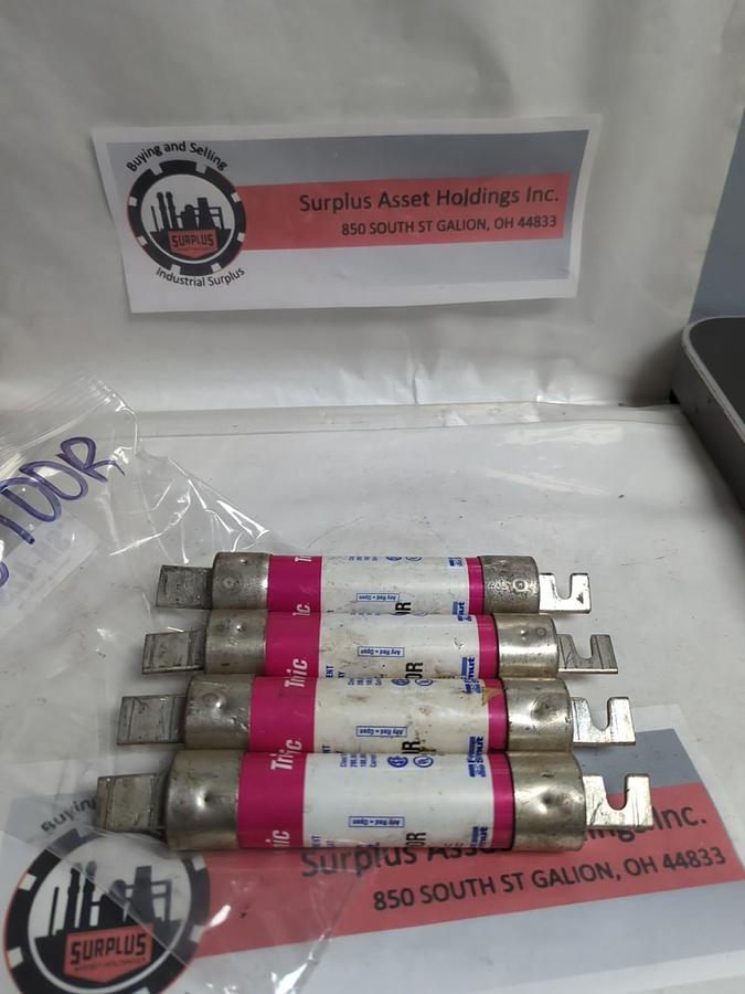 Used FERRAZ SHAWMUT,TRS100R,SMART-SPOT 100 AMP FUSE LOT OF 4 PRE-OWNED