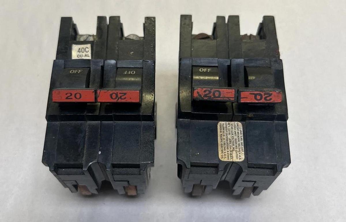 Used FEDERAL PACIFIC,NA220NI,CIRCUIT BREAKER 20A 120/240V 2P LOT OF 2