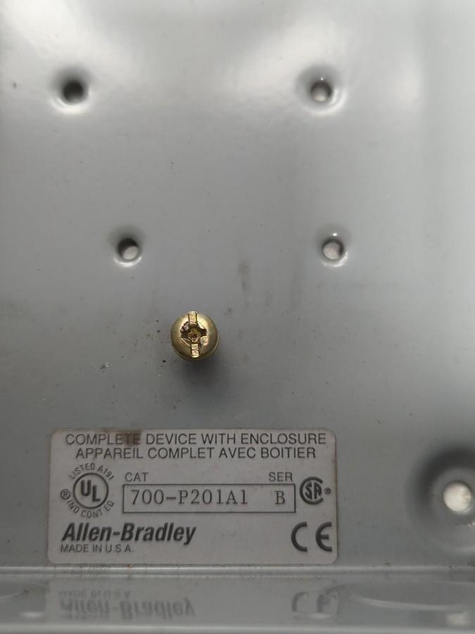 Used ALLEN BRADLEY,700-P201A1,SERIES B RELAY ENCLOSURE NO RELAY PRE-OWNED