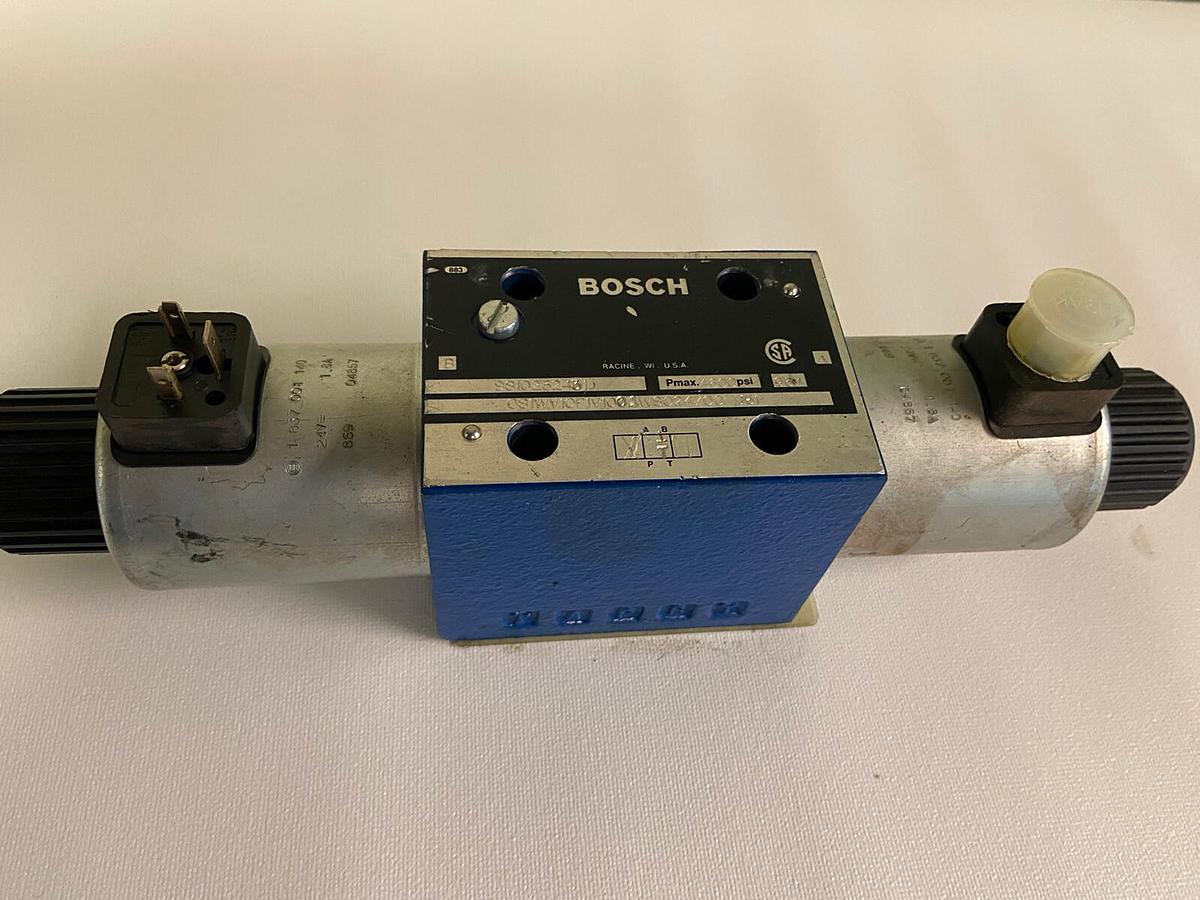 Used Bosch,9810232431 081WV10P1V001WS024/00,Hydraulic Directional Control Valve