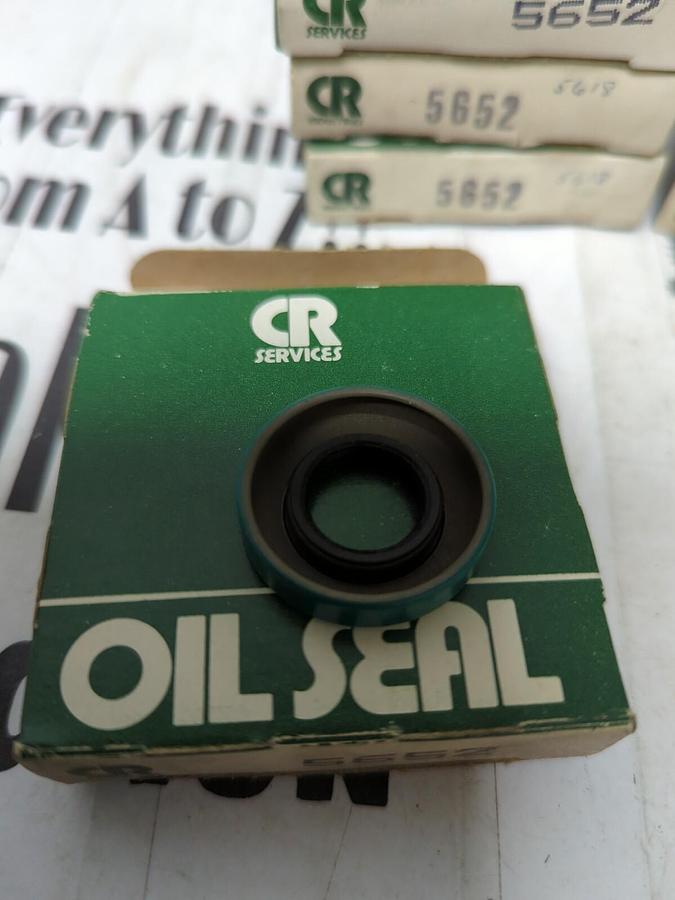 CHICAGO RAWHIDE,5652,OIL SEALS LOT OF 7 NOS