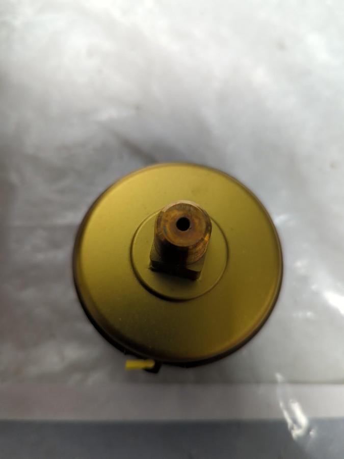 WIKA,9318194,GAUGE 2-1/2 IN FACE 1/4 IN NPT BACK CONNECTION 200PSI NOS