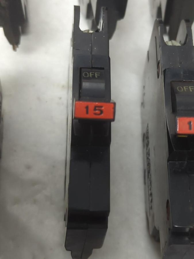 Used FEDERAL PACIFIC,NC115,STAB-LOK CIRCUIT BREAKER 15 AMP 1-POLE LOT OF 12 PRE-OWNED