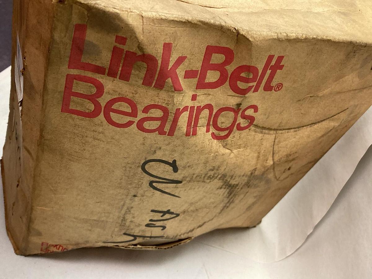Used Link-Belt,FB22456H,Flange Roller Bearing 3-1/2 Inch