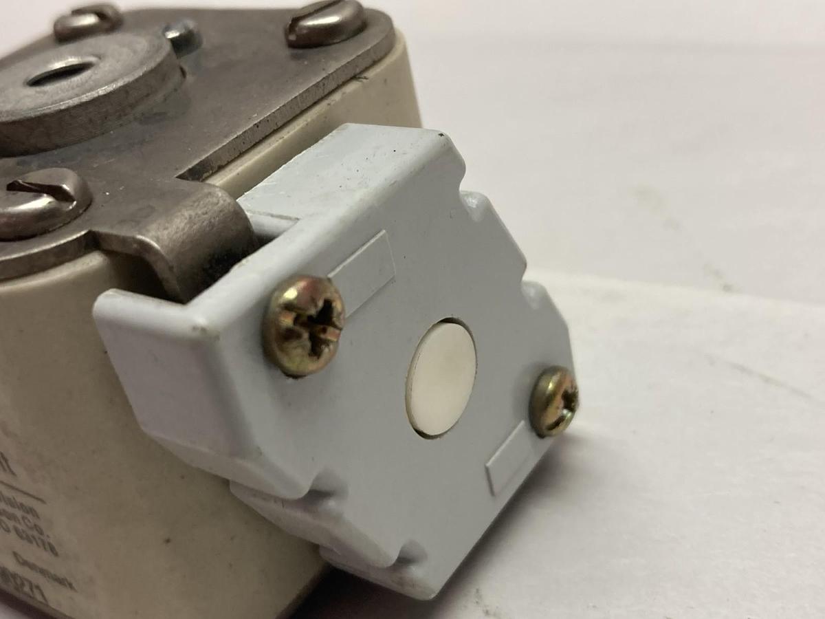 Used Buss Semitron,SPP-5M600,Fuses 600A 700V