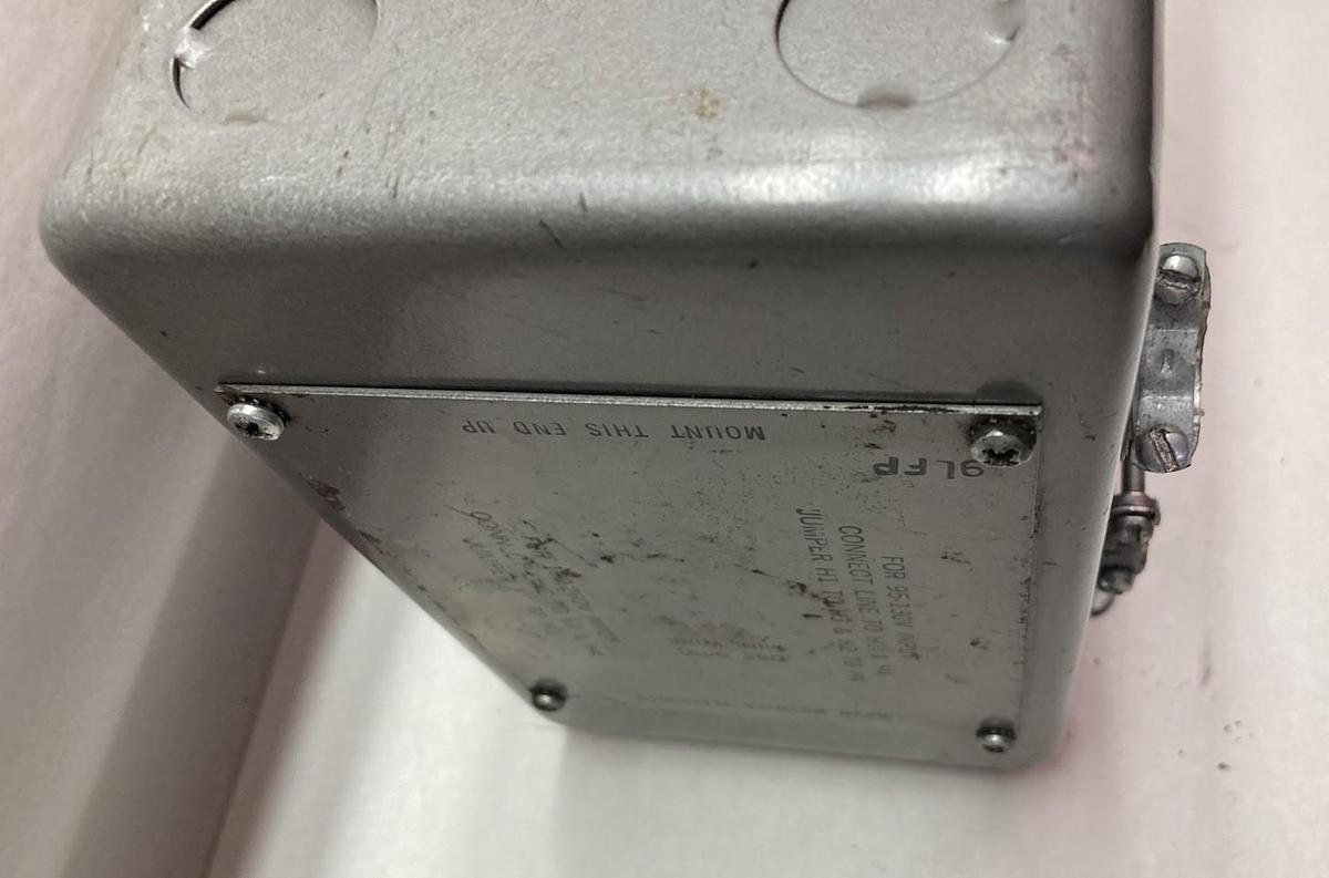 Used Sola,23-22-125,Constant Voltage Transformer 95-130x190-260