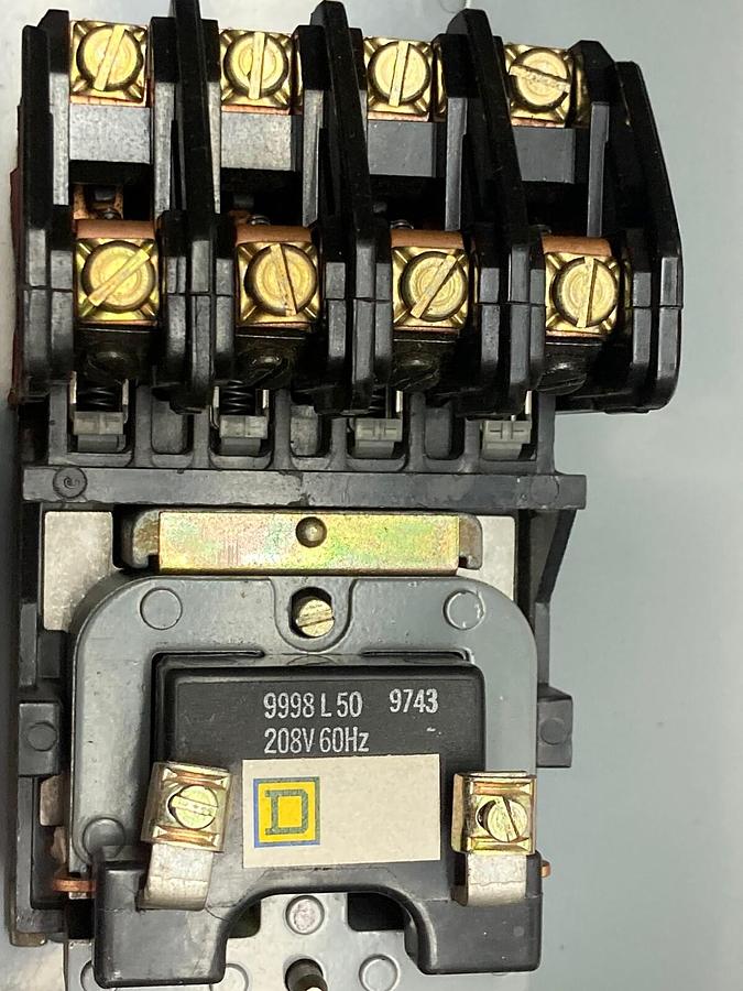 Square D,8903LLG40,Enclosed Lightning Contactor