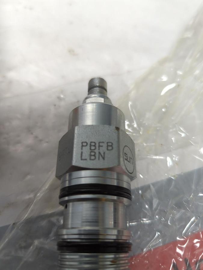 SUN HYDRAULICS,PBFB-LBN,PRESSURE REDUCING VALVE 200 PSI NOS