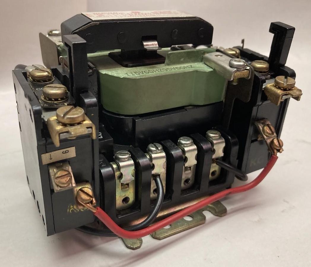 Used General Electric,CR106B000BBA,Control Contractor Size 0 18A