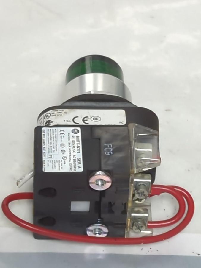 Used ALLEN BRADLEY,800T-QTH2R,SER U GREEN ILLUMINATED PUSH BUTTON PRE-OWNED