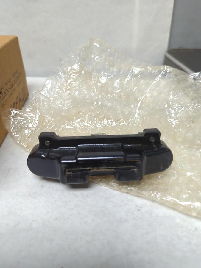 ALLEN-BRADLEY,X-36158,CROSS BAR SIZE 2 3-POLE NOS