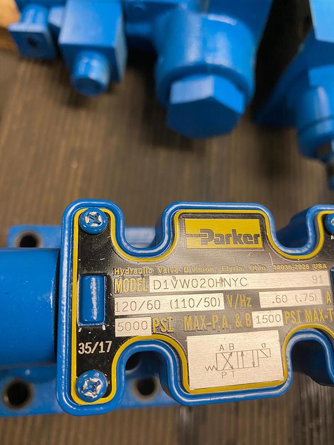 Used PARKER,D61VW001B1NYC,DIRECTIONAL CONTROL VALVE D1VW020HNYC