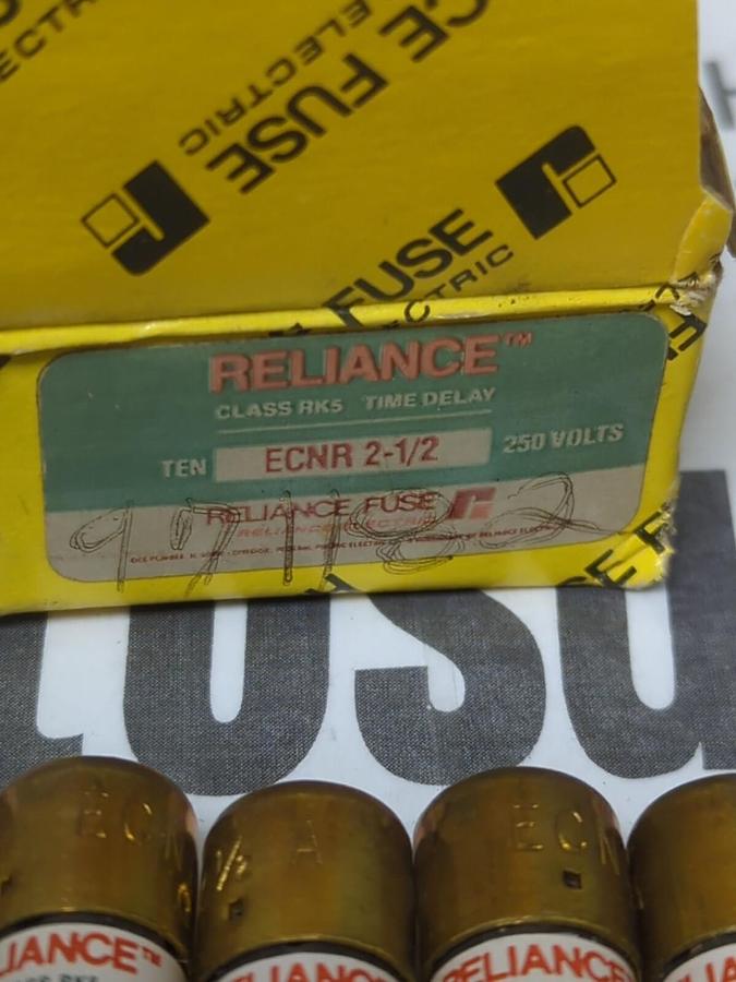 RELIANCE,ECNR 2-1/2,TIME DELAY FUSES BOX OF 10 NOS