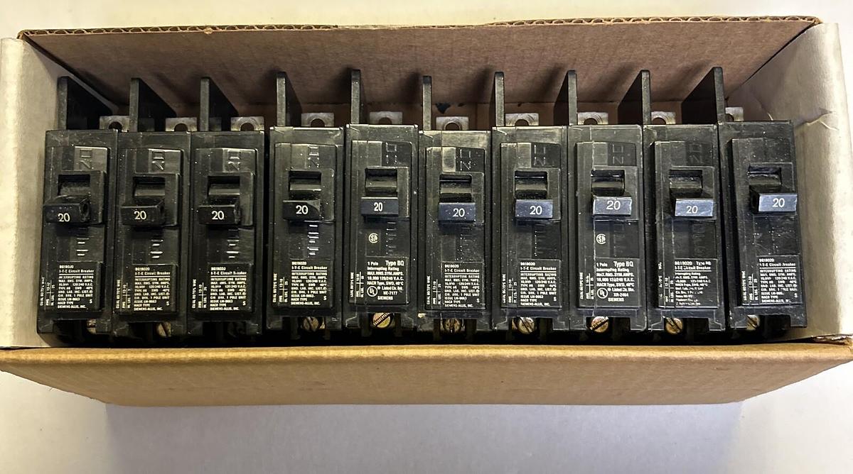 Used ITE,BQ1B020,CIRCUIT BREAKER 20A 120/240V 1P LOT OF 10