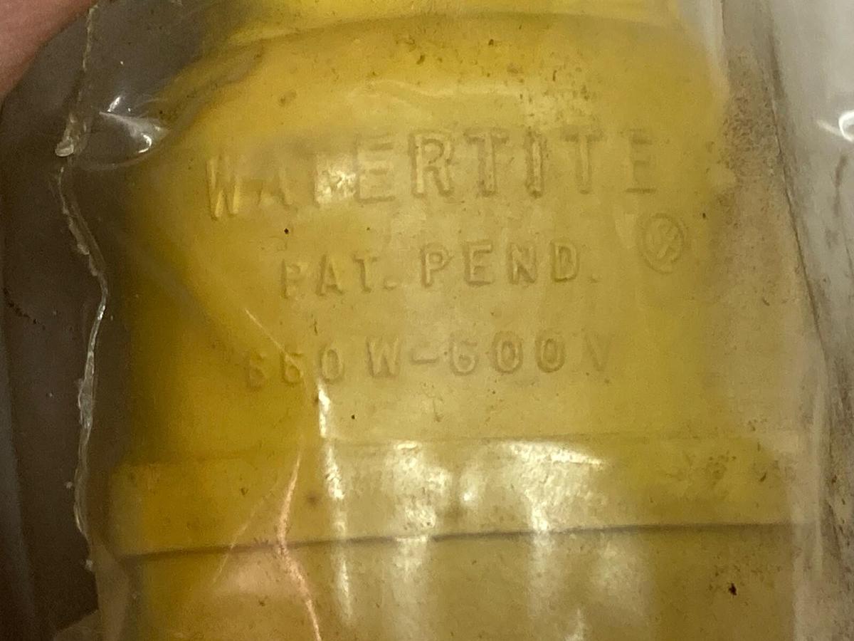 Used Woodhead Watertite,600W-660V,Pigtail Sockets