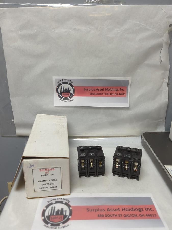 Used SIEMENS,Q3015,CIRCUIT BREAKER 15 AMP 3-POLE LOT OF 2 PRE-OWNED
