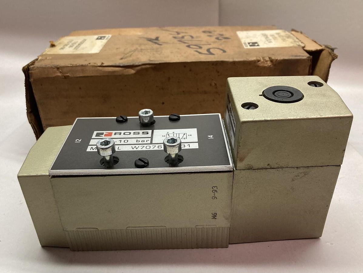 Ross,W7076A3331,Directional Valve Rev D 110-120/60V