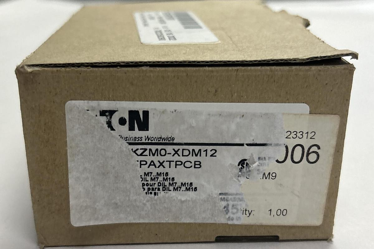 Used EATON,PKZM0-XDM12,COMBINATION KIT NEW