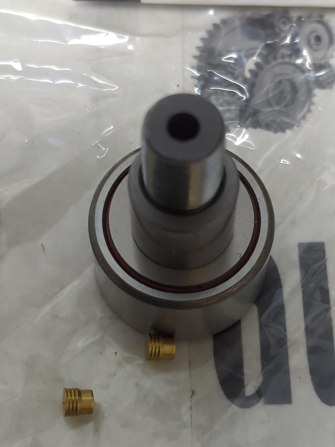 ABC SMITH BEARING,CR-1-1/4-XBE-SS, STAINLESS STEEL CAM FOLLOWER 1-1/4 INCH NOS