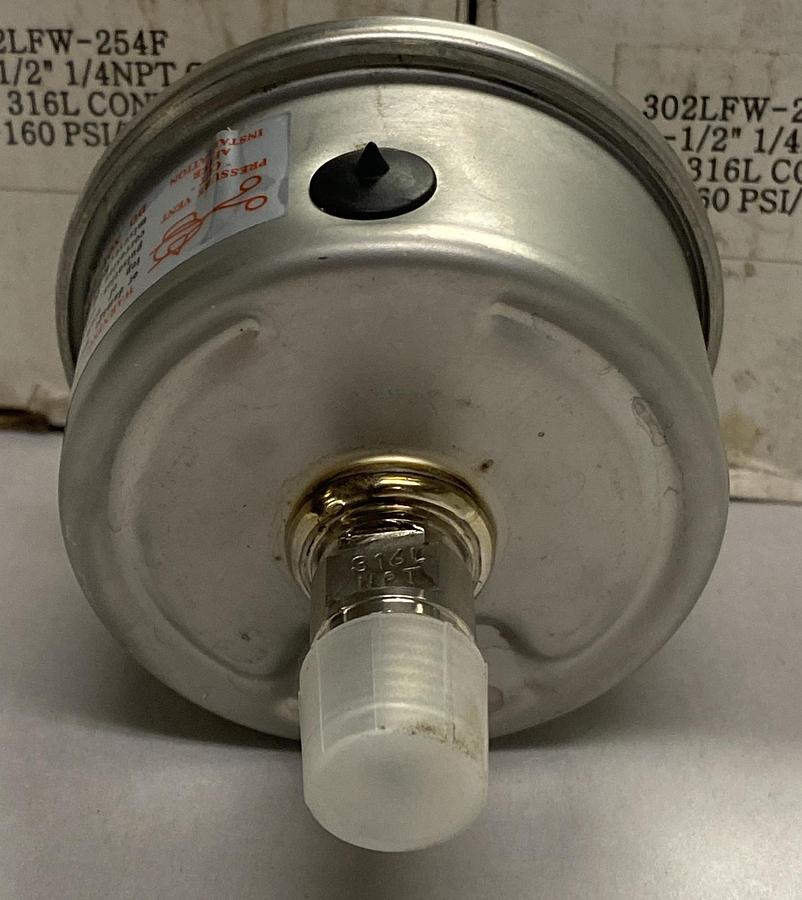 PIC GAUGES,302LFW-254F,PRESSURE GAUGE 0-160PSI LOT OF 2 NEW