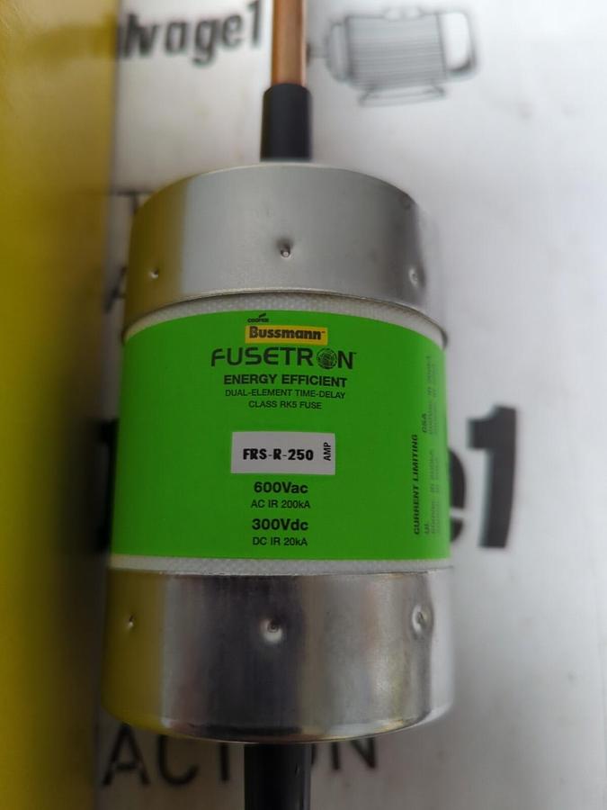 COOPER BUSSMANN,FRS-R-250,FUSETRON 250 AMP FUSE NEW