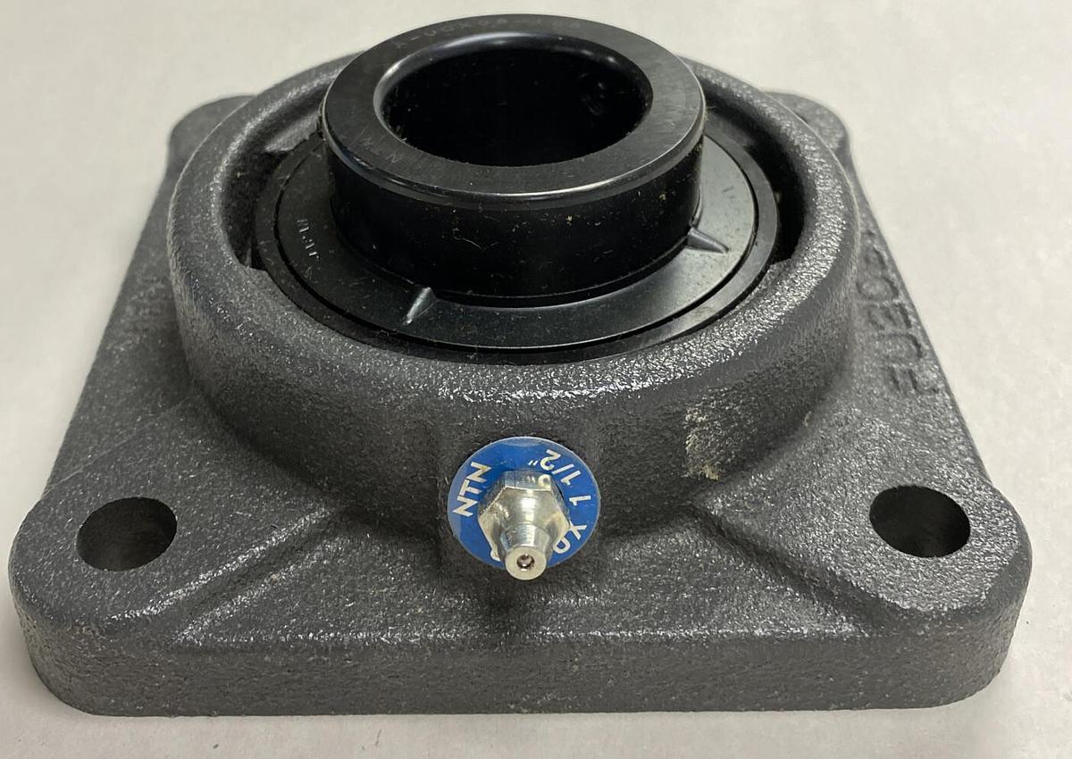 Used NTN,UCFUX-1.1/2,Flange Bearing NOS 1-1/2 INCH