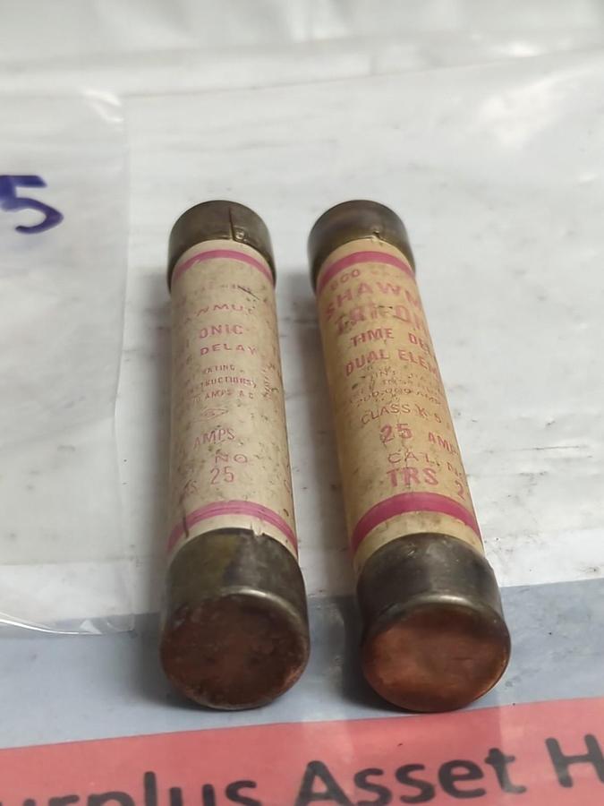 Used GOULD SHAWMUT,TRS25,TRI-ONIC 25 AMP FUSE LOT OF 2 PRE-OWNED