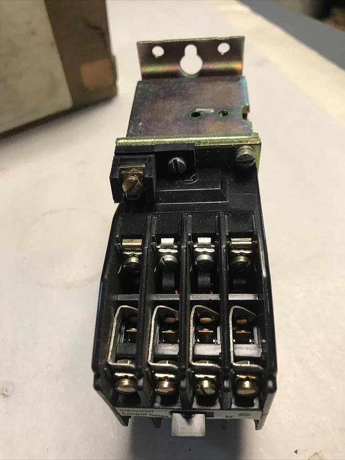 Westinghouse,BFD62T BFD,Control Relay 240VDC Coil