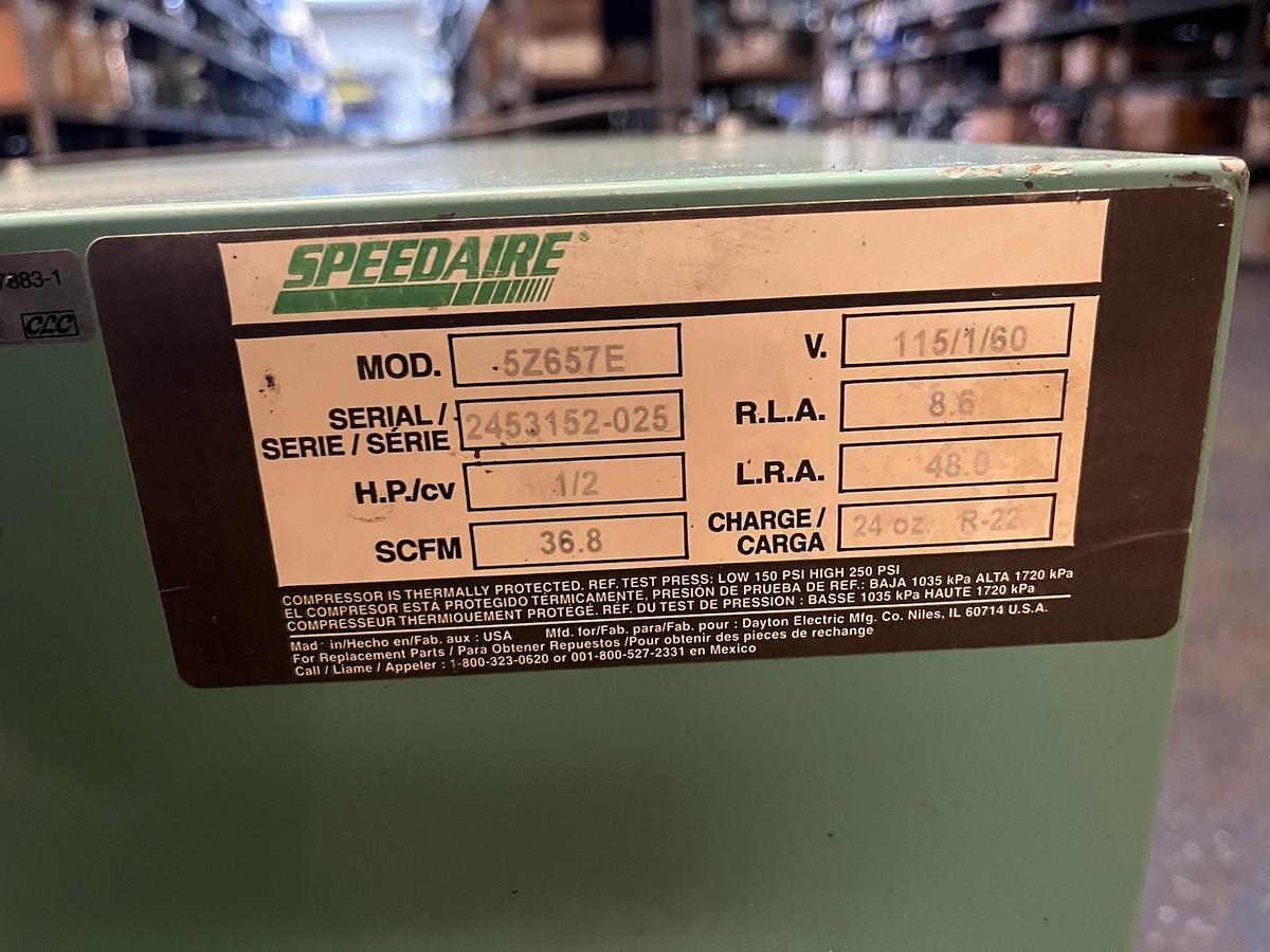 Used SPEEDAIRE,5Z657E,REFRIGERATED AIR COMPRESSOR DRYER 1PH 115V 1/2HP 36.8SCFM R-22