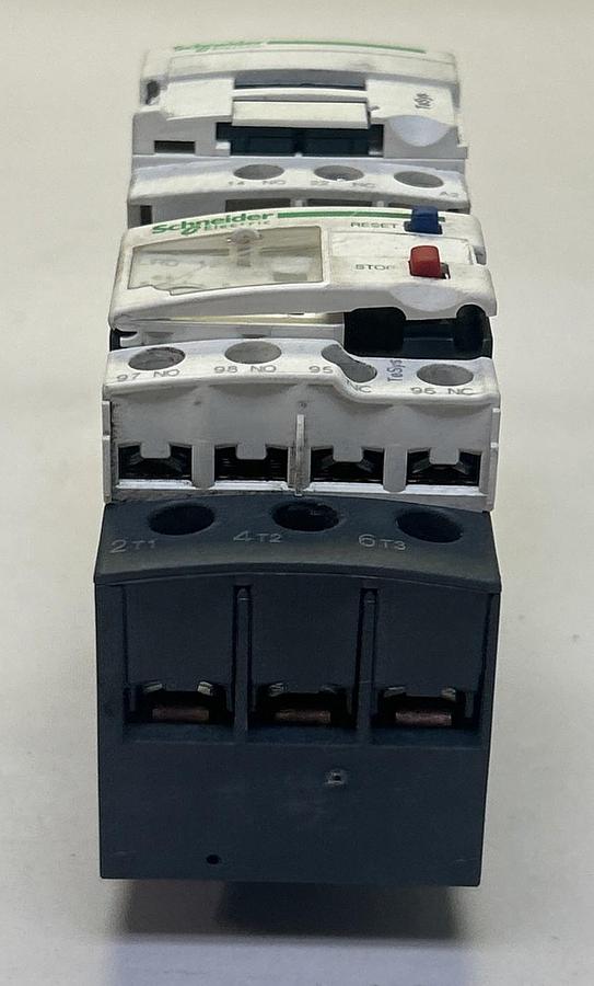 Used SCHNEIDER ELECTRIC,LC1D18,CONTACTOR