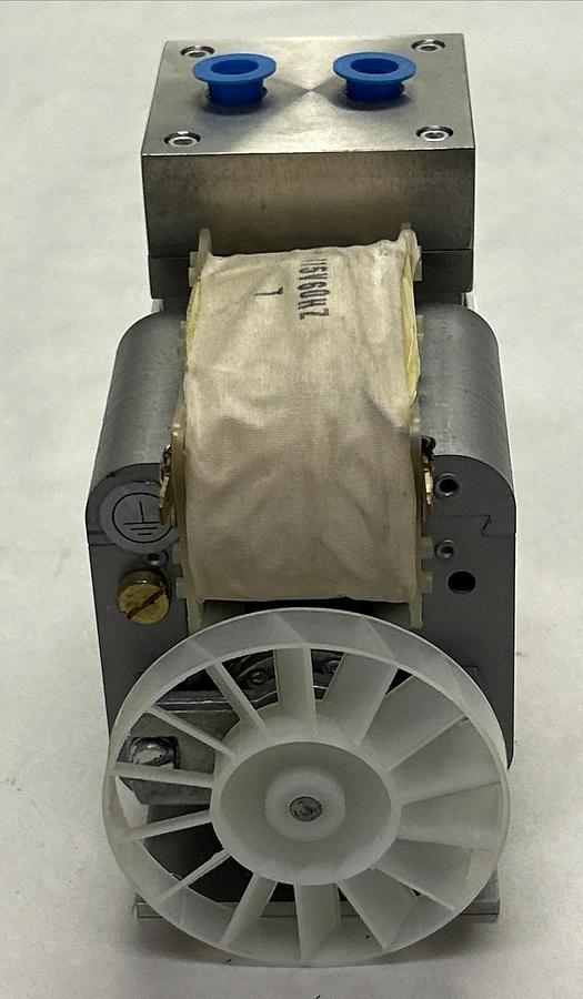 KNF NEUBERGER,1986-N814-5.07,VACUUM PUMP NOS
