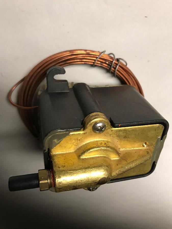 Honeywell,LP915A 1044 4,Pneumatic Temperature Sensor