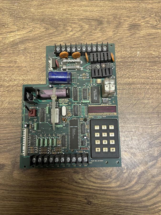 Used Unbranded,D-1585-01D,Circuit Board