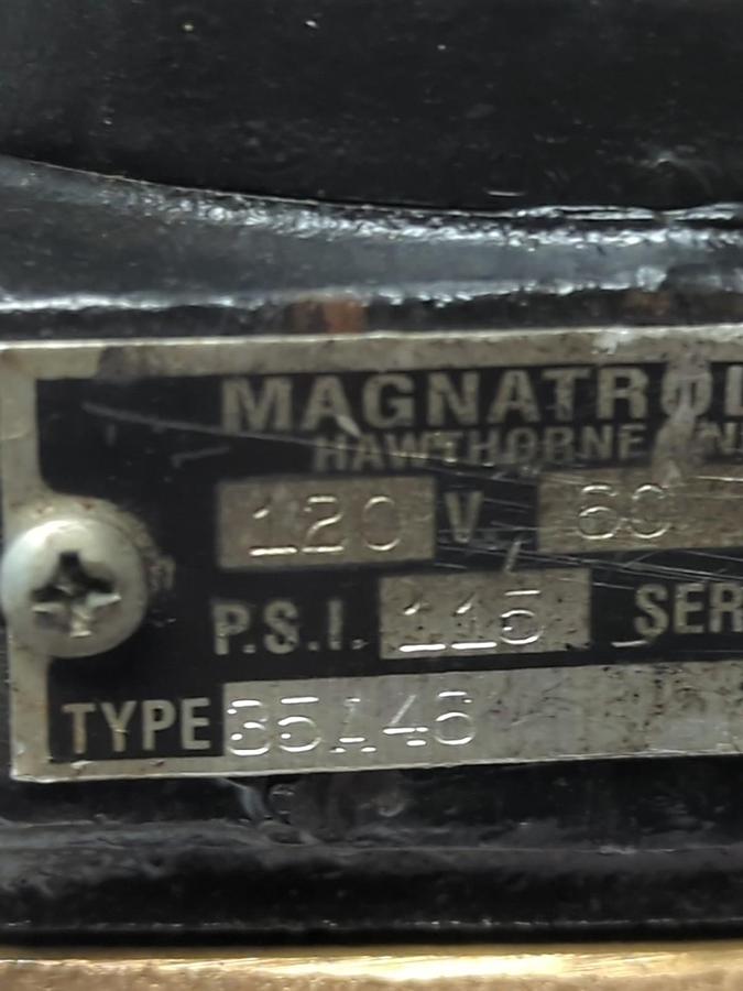 Used MAGNATROL,35A46,SOLENOID VALVE 120V 60HZ 45 WATT 1-1/2 INCHPRE-OWNED