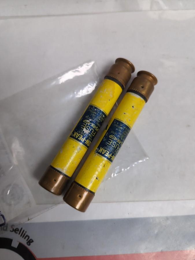 Used COOPER BUSSMANN,LPS-RK-4SP,LOW-PEAK 4 AMP FUSE LOT OF 2 PRE-OWNED
