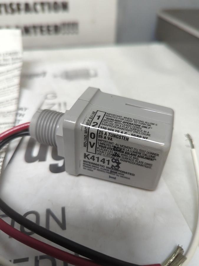 INTERMATIC,K4141C,PHOTO CONTROL STEM MOUNT 120 VAC NEW