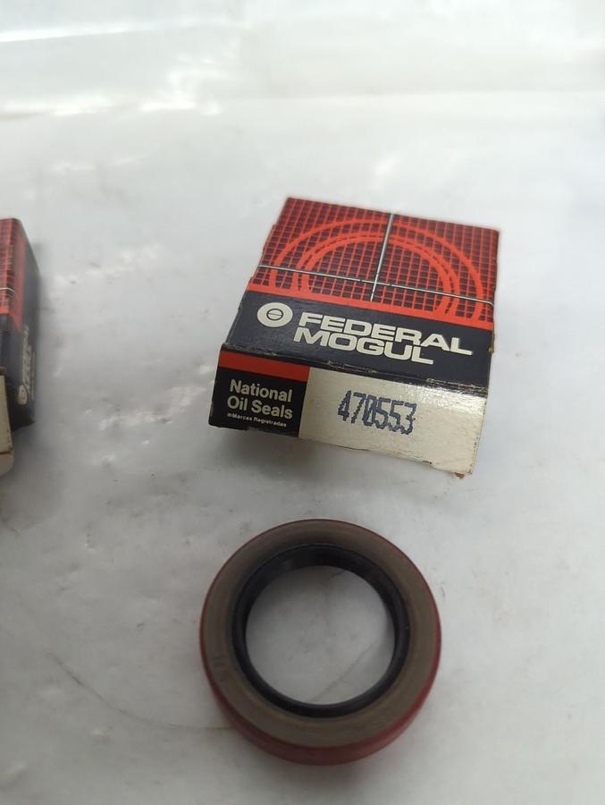 NATIONAL OIL SEAL,470553,OIL SEAL LOT OF 2 NOS
